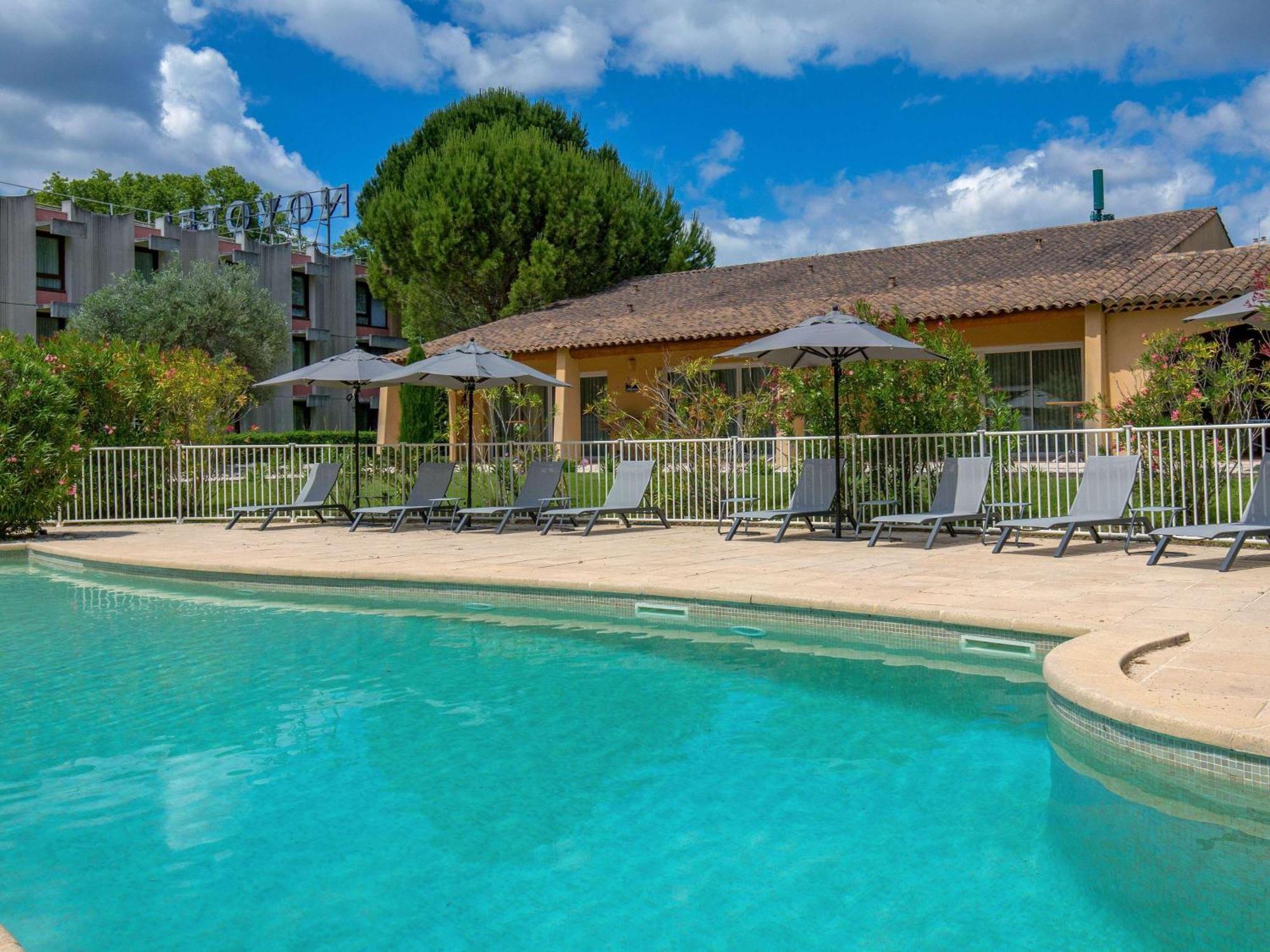 Novotel Aix-En-Provence Pont De L'Arc Екстериор снимка