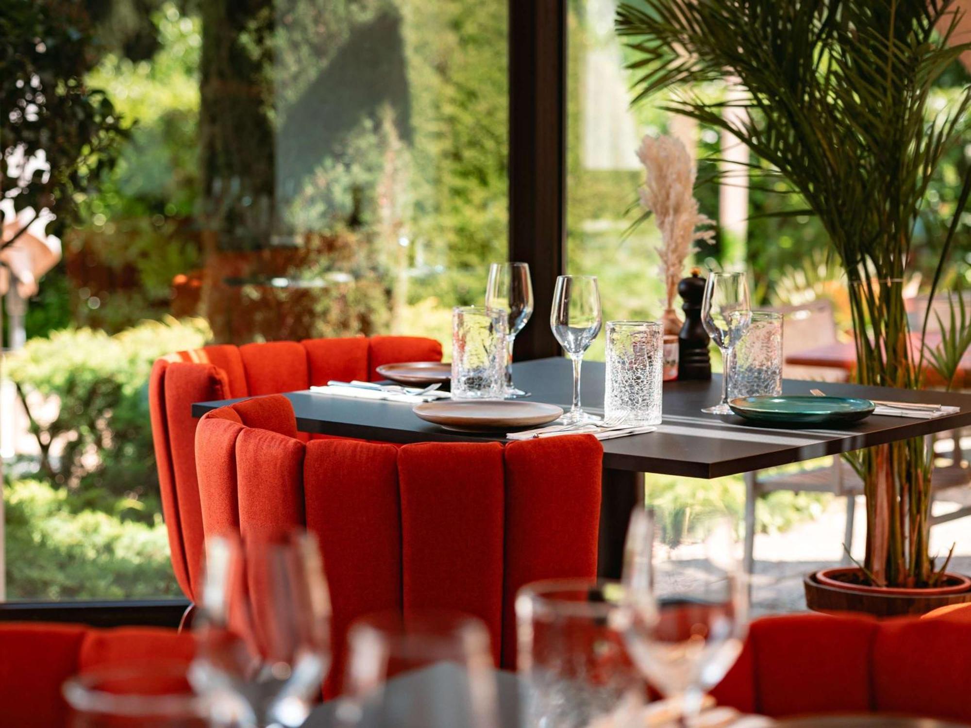 Novotel Aix-En-Provence Pont De L'Arc Екстериор снимка