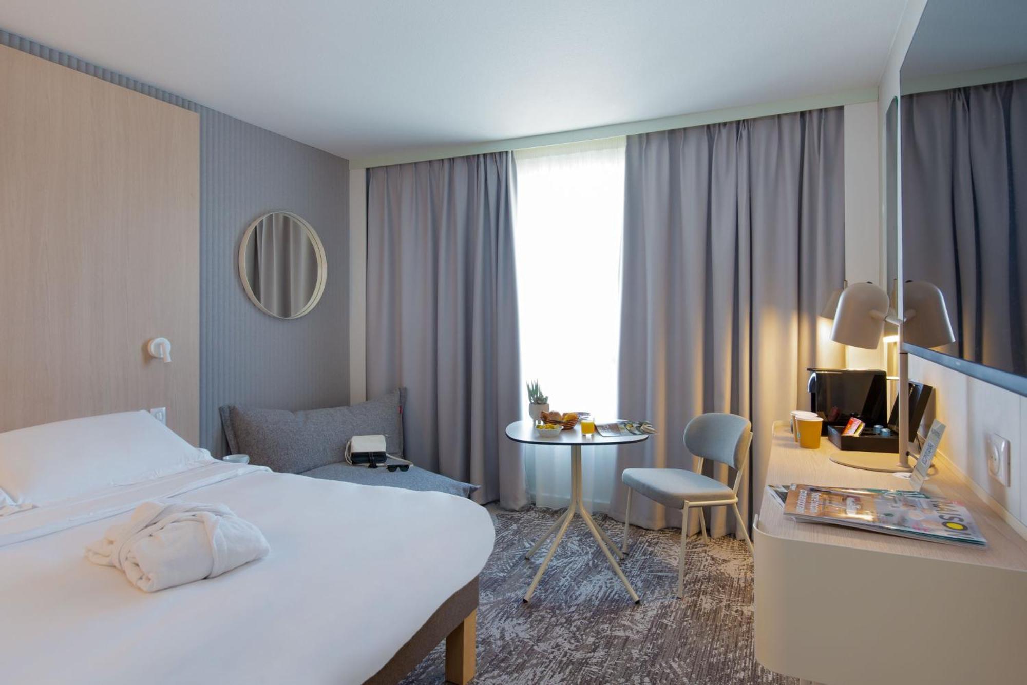Novotel Aix-En-Provence Pont De L'Arc Стая снимка